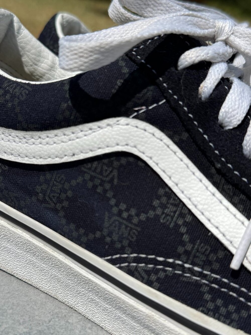 Vans Old Skool Monogram Checkerboard Low Top Black Suede Sneaker M 8 W 9.5 4200